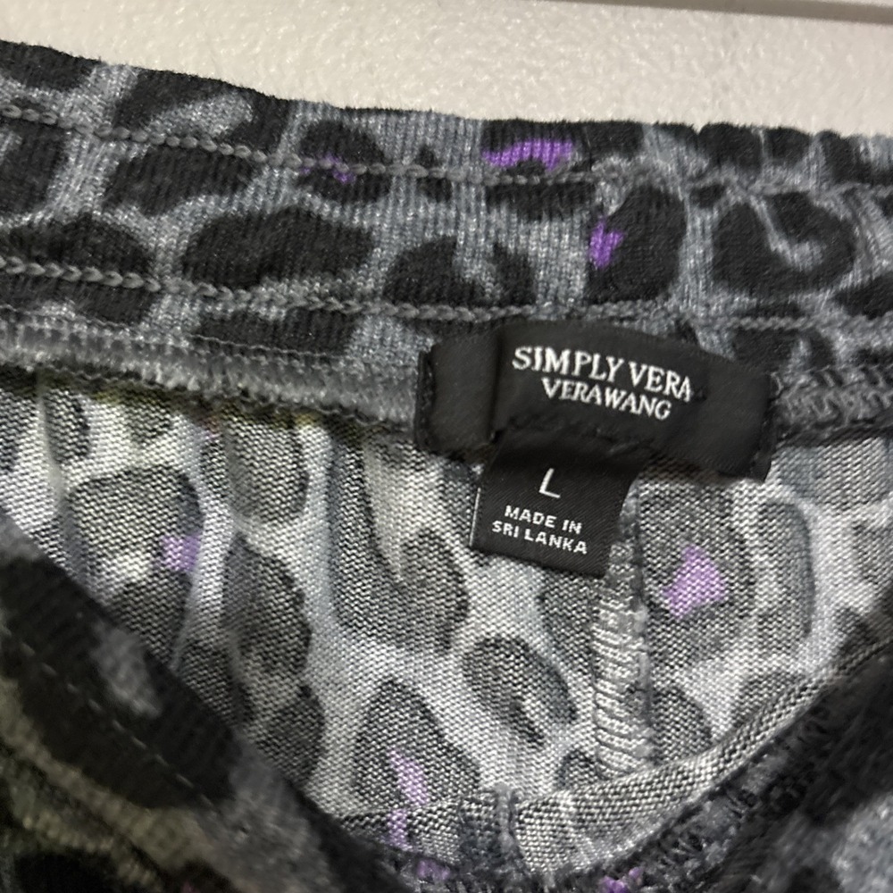Simply Vera Vera Wang Leopard Print Grey Black Purple Pajamas Sz Lg Night Wear - Picture 10 of 13